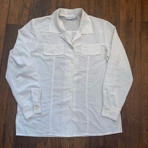 Kathy Che Womens Top Sz 8 Cream Classic Long Sleeve Button Blouse, Mock Pockets